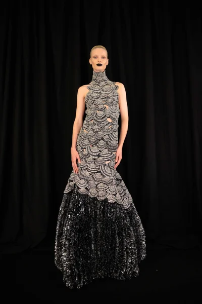 Look 13